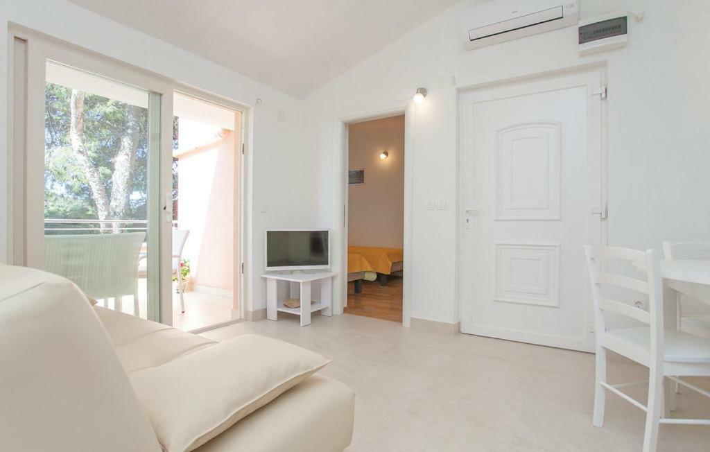 Beautiful Apartment By The Sea Prizba Exterior photo
